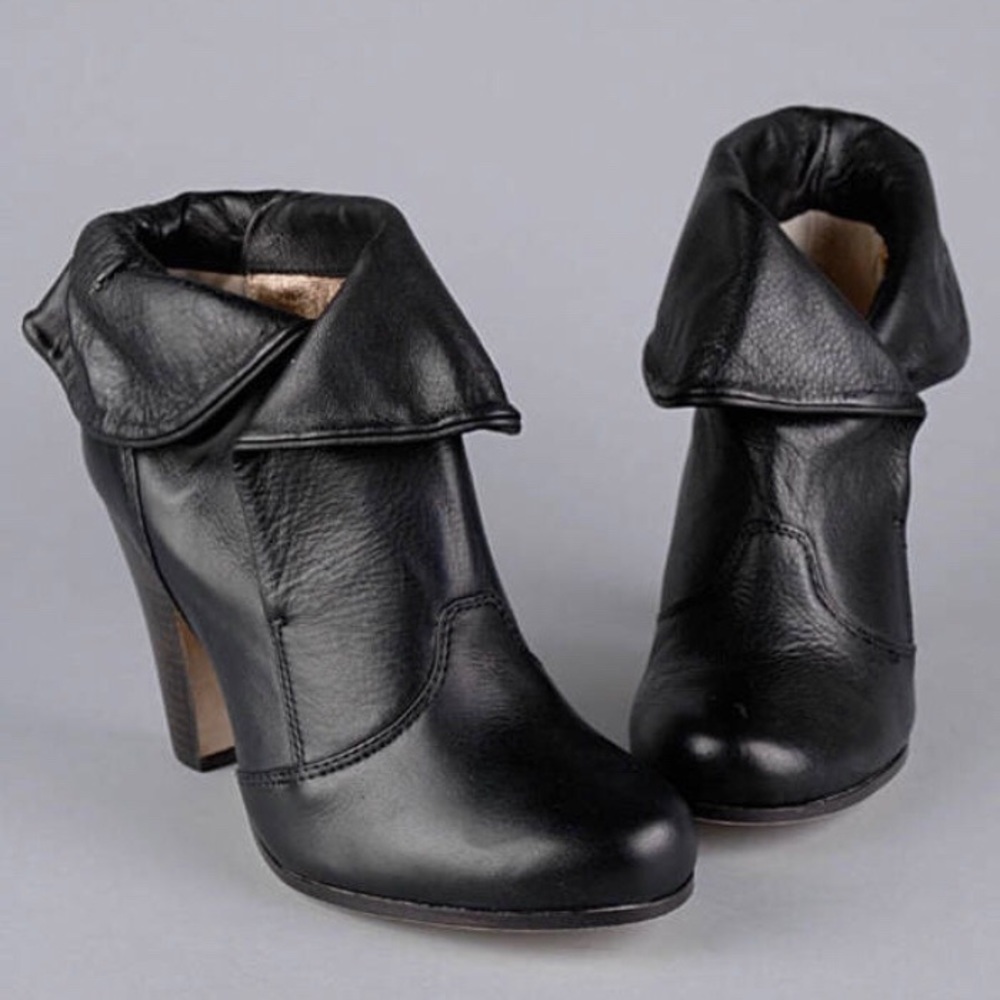 Dolce Vita vero cucio bootie. Size 9 worn 3 times